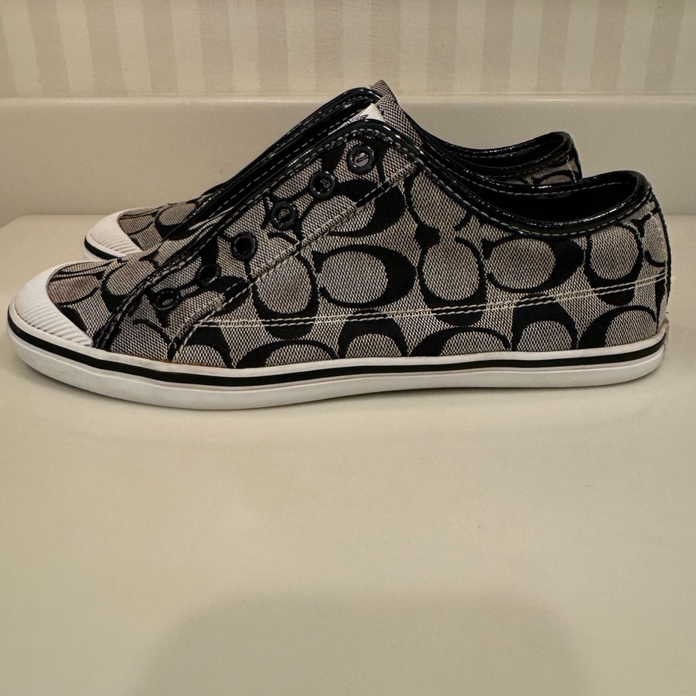 Coach Kira Laceless Slip On Sneakers Jacquard Black White Logo - Picture 4 of 16